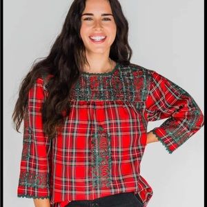 Layerz top look red plaid with green
